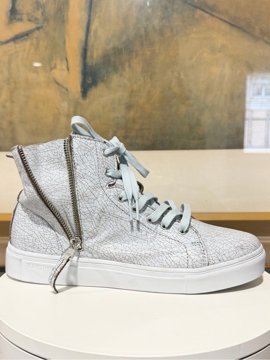 Blackstone Shoes - 🌸BLACKSTONE🌸 Hazel White Crackle Finish Leather Sneakers Size: 39